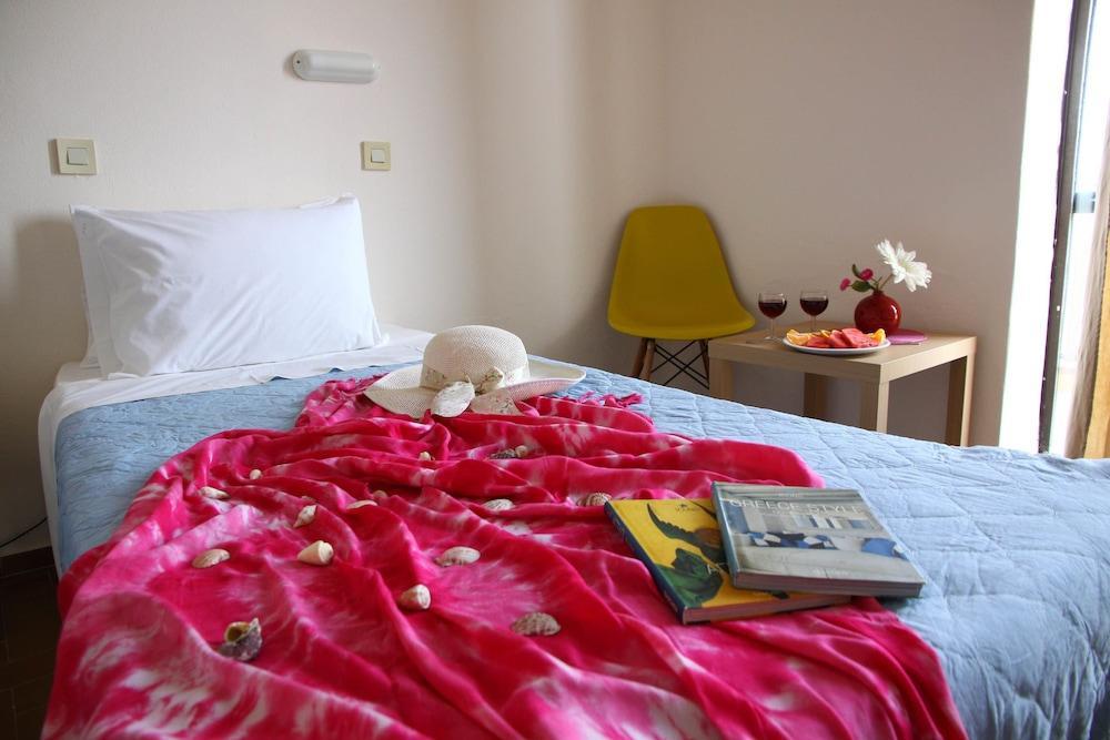 Triton Garden Hotel Малиа Екстериор снимка