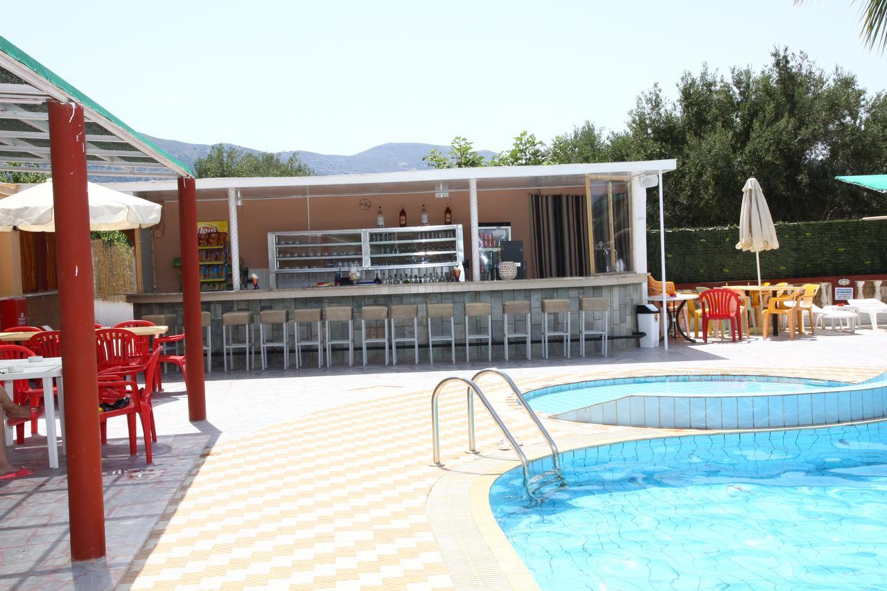 Triton Garden Hotel Малиа Екстериор снимка